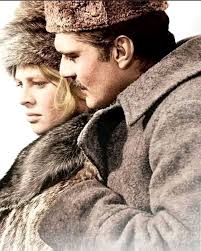 Двойные щи — любимое блюдо Пушкина. Поэт Александр Пушкин был известным  гурманом, однако он любил и простые блюда из русской кухни. К русским  блюдам поэта пристрастила няня Арина Родионовна, которая помимо хорошей