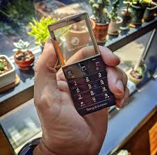 Sony Ericsson Xperia Pureness ...