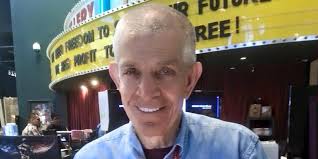 As storm Imelda wreaks havoc in Houston, Mattress Mack steps up again --  Aleteia