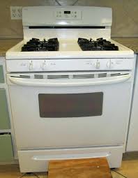 This user manual contains important warranty, safety, and product feature information. Auction Ohio Kenmore Gas Stove