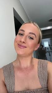 Tegan Evans's Instagram, Twitter & Facebook