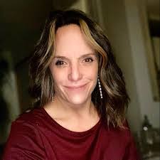 Judy Navarre's Instagram, Twitter & Facebook