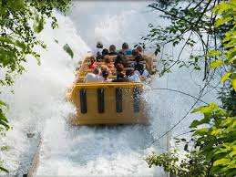 Pégase express, la nouvelle attraction en marche arrière du. 10 Trucs Qui Arrivent Toujours Au Parc Asterix