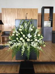 Pin By Daryl Roberson On St Mary S 2017 Church Flower Arrangements Beautiful Flower Arrangements Tropical Flower Arrangements