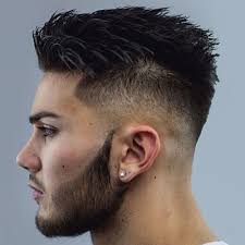 Es un corte de alta complejidad en su ejecución por el corto espacio para realizar el efecto de desvanecido, es por ello que el barbero debe. Los 40 Cortes De Pelo Para Hombres Que Estan De Moda En El 2020