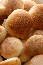 Pan Casero En 3 Minutos Solo Tres Ingredientes Y Sin Harina Exquisito En 2020 Pan Casero Pan Casero Receta Masa Para Pan Casero