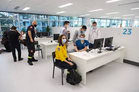 There are no areas of increased testing in nsw. It Allowed Me To Book People Under 40 Are Getting Their Covid 19 Vaccines Early In Nsw
