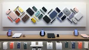 Visit the apple store to shop for mac, iphone, ipad, apple watch and more. Apple Stores Close Indefinitely What To Do If You Need A Repair Return Or Pick Up Tom S Guide