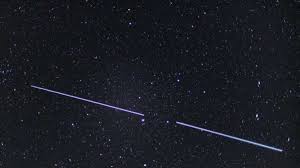 Sie sind schon für ufos bzw. Perlenkette Aus Satelliten Am Himmel Zu Sehen Welt