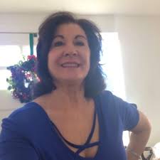 Dee Streppone Brajer (@BoopdeeBrajer)