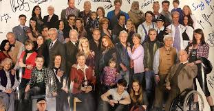 Located in an average quarter of munich, this weekly soap opera focuses on the lives of normal people. Zum Lindenstrasse Ende Handsigniertes Plakat Der Schauspieler