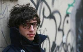 Narodil se v praze, ale jeho maminka pochází z blatné a zde trávil i svoje dětství u babičky. Jan Cina Osobnosti Cz