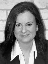 Lisa Joyal's Instagram, Twitter & Facebook