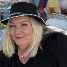 John Candy and his daughter.. love this picture. What comes to mind about  this jovial actor?