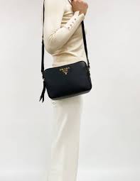 Prada Black Vitello Leather Crossbody Bag With Double Zipper Eb