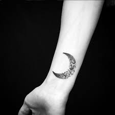 Most often, the men resorted to a small tattoo on their body. Dotwork Crescent Moon Wrist Tattoo By Alex Treze Tattoo Handgelenk Handgelenk Tattoos Fur Manner Tattoo Mond