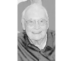 Scott Barefoot's Instagram, Twitter & Facebook