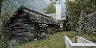 Wow, rahasia dibalik gubuk kuno berusia 200 tahun ini via. Rumah Gubuk Ini Ternyata Di Dalamnya Adalah Istana Yang Mewah Dream Co Id