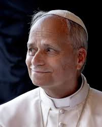 A bridge through time: Pope Leo XIV alongside the shepherds of our age —  John Paul II, Benedict XVI, and Francis.🤍🩵🥰✨ #catholicchurch  #romancatholic #catholiceducation #catholicfaith #PilgrimsOfHope #conclave  #fadasore #highlightseveryonefollowers ...