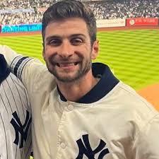 Whitney Brock (@ryjmlb)