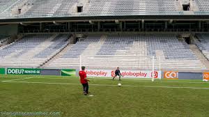 Aqui mostramos como você poderá acompanhar athletico paranaense x paraná clube ao vivo na tela de seu computador, tablet ou celular. Tour Arena Da Baixada Estadio Do Atletico Paranaense Viagens E Caminhos