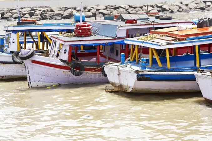Fishing Boats in Mumbai Harbour Stock Image - Image of port, nautical: 29406725