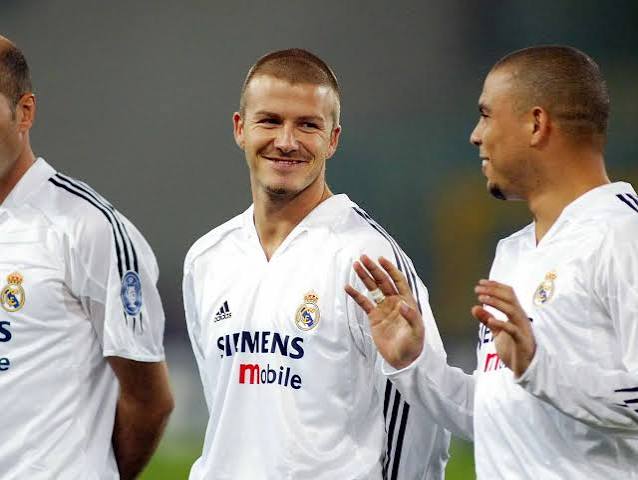 2004 / 2005 - Real Madrid - Beckham #23 (XL)