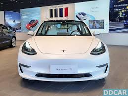 Tesla model 3 interior review in detail tesla 3 interior video. Taiwan S First Batch Of White Built In Model 3 Hits Directly This White Is Really Handsome Yahoo Motors And Locomotives 6park News En