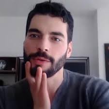 Mejor IA de Texto a Voz y Clonación de Voz Gratis