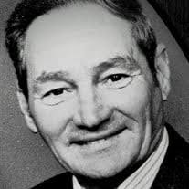 Robert Dillard's Instagram, Twitter & Facebook