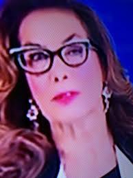 Tornata in video lo scorso 14 maggio, dopo quattro mesi di sospensione inflitti dall'ordine dei giornalisti (intercettazioni telefoniche legate a slot machine al casinã² di campione), cesara buonamici,â anchor woman del tg5, raccontaâ i giorni L Occhio Di Cesara Buonamici Photos Facebook