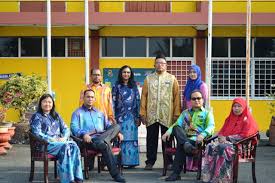 Bahwa berdasarkan pertimbangan sebagaimana dimaksud pada dan presiden. Antara Pra U Dan Diploma Atau Matrikulasi