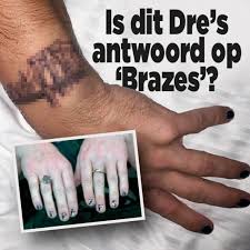 Showbizz de toenemende spiermassa van andré hazes en dat terwijl die tattoo hem erg dierbaar is. Is Dat Andre S Antwoord Op Brazes Ditjes Datjes