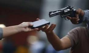 São Paulo registra 154 mil roubos e furtos de celulares em 2025 e acende alerta sobre avanço do crime urbano