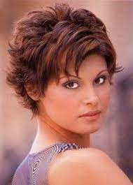 Image Result For Very Short Layered Flipped Up Hairstyles Cheveux Courts Frises Coiffures Cheveux Ondules Coupe De Cheveux Courte