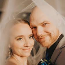 Daniel Hendershot in people