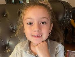 Join me in wishing this little sprite a very happy birthday! She's the  reason my music playlist has changed from crusty old guitar legends to  vibrant young pop divas! Love you, Tallulah!