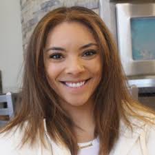 On Saturday, I graduated from Marist College Summa Cum Laude with a B.A. in  Communications, Public Relations and a minor in Spanish Language Studies.  Though it is hard to believe it is