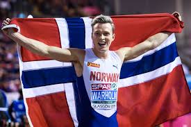 De to har vært et par lenge, og nå er de altså forlovet. Karsten Warholm Rbnett No