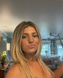 Liv B (@oliviabotelho_) · Instagram photos and videos