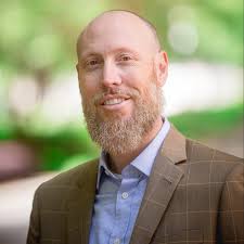 Daniel Henderson's Instagram, Twitter & Facebook