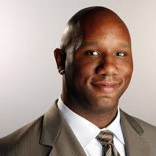 'A prince of a man': After the untimely death of NFL writer Vaughn McClure,  a quest has begun to pay his generosity forward