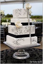 Black And Silver Wedding Cake Ideas Elegant Modern Black Silver White Square Wedding Cakes Photos Pictures Weddingwire Com Square Wedding Cakes Black Wedding Cakes Wedding Cakes