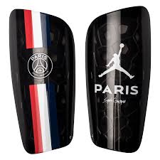 The emblem was built around a stylized depiction of a football, which was given in blue with white seams. Paris Saint Germain Shin Pads Mercurial Lite Jordan X Psg Black Blue Red White Www Unisportstore Com