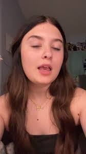 Malikah Robinson's Instagram, Twitter & Facebook