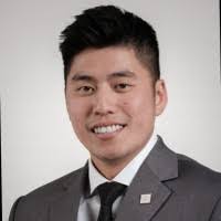 Derrick Luu's Instagram, Twitter & Facebook