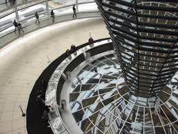 Ontdek de perfecte stockfoto's over bundestag interior en redactionele nieuwsbeelden van getty images kies uit premium bundestag interior van de hoogste kwaliteit. Interior Do Domo Do Parlamento Alemao Bundestag Picture Of Berlin Germany Tripadvisor