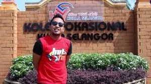 Admission to this museum is free and it is here that you can learn about the development of the town. Sambutan Hari Guru Di Smk Vokasional Kuala Selangor Bersama Haziq Youtube