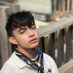 Travis Rios's Instagram, Twitter & Facebook