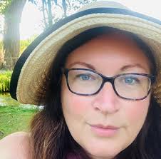 Cystadleuaeth Stori Fer Rhys Davies